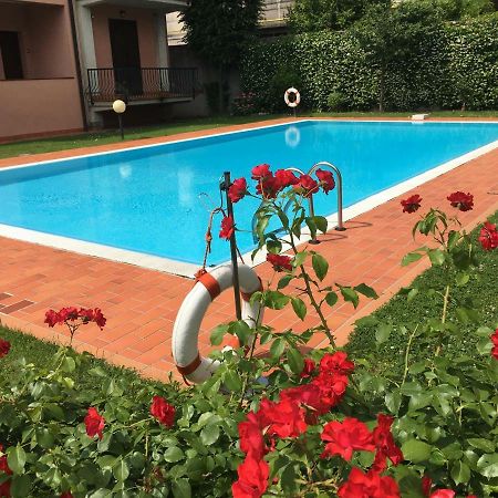 Indesenzano Apartment Desenzano del Garda Exterior photo