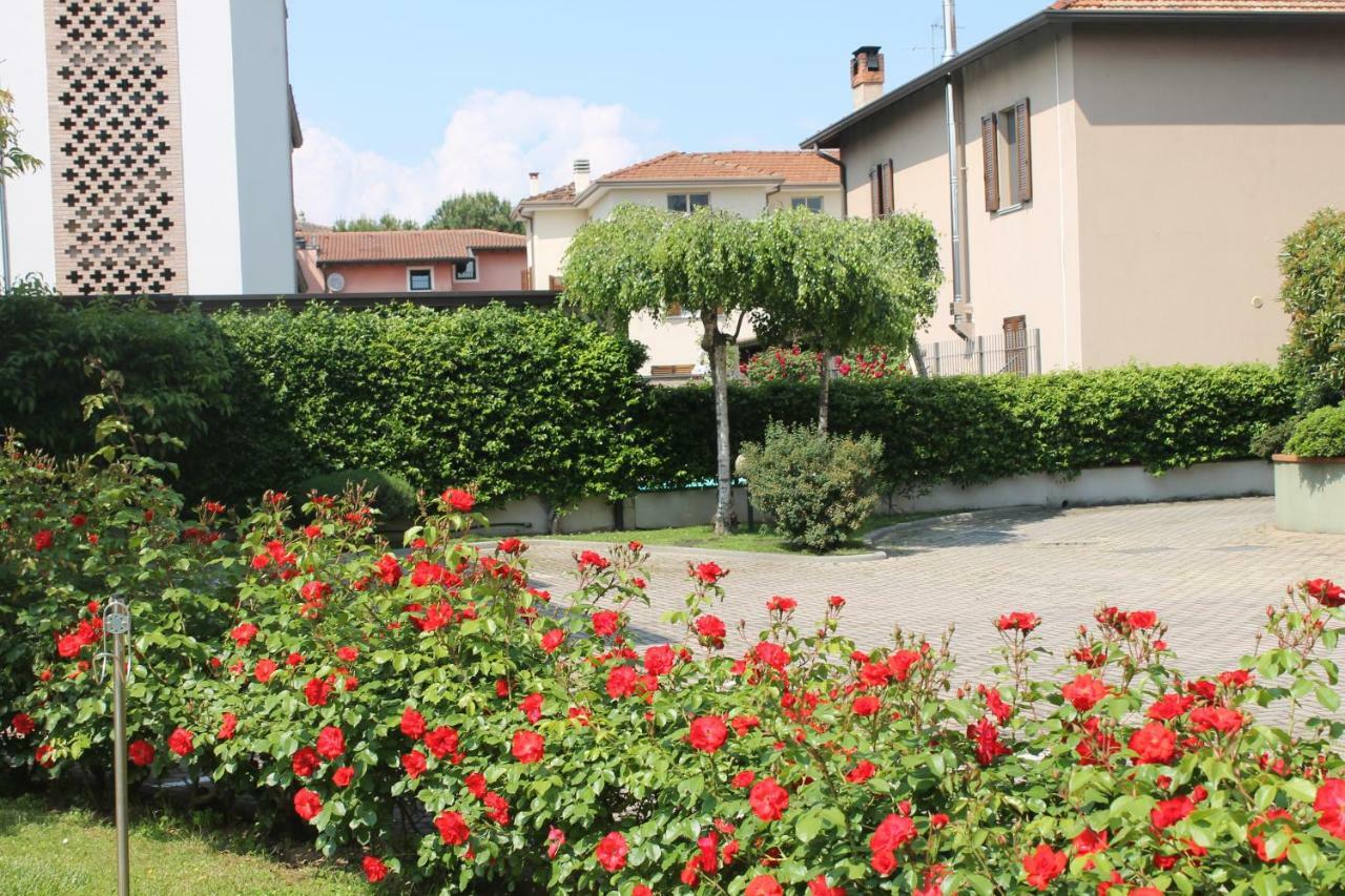 Indesenzano Apartment Desenzano del Garda Exterior photo