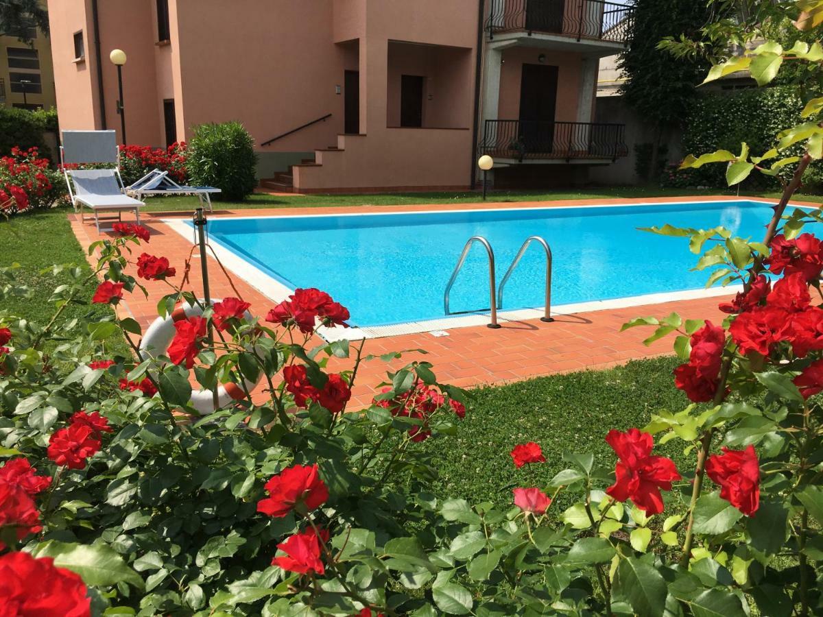 Indesenzano Apartment Desenzano del Garda Exterior photo
