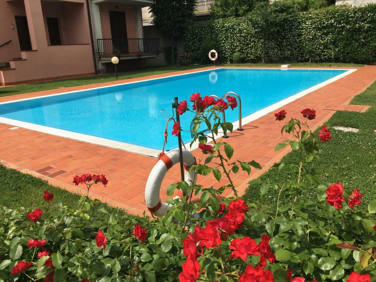 Indesenzano Apartment Desenzano del Garda Exterior photo
